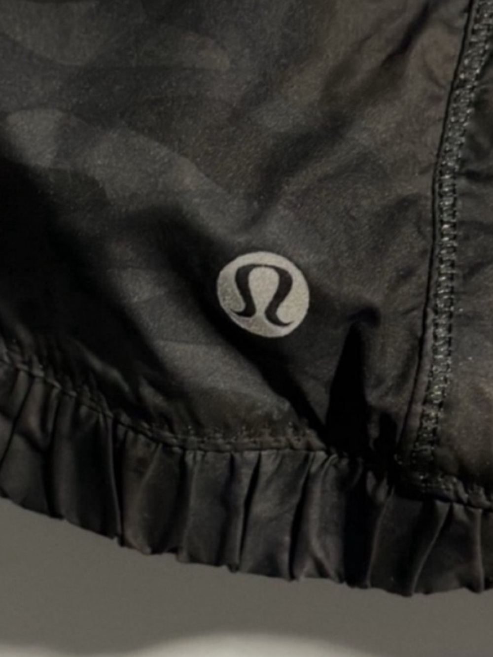 Lululemon Spring Fling Puffy Lotus Camo Vest - Picture 6 of 6